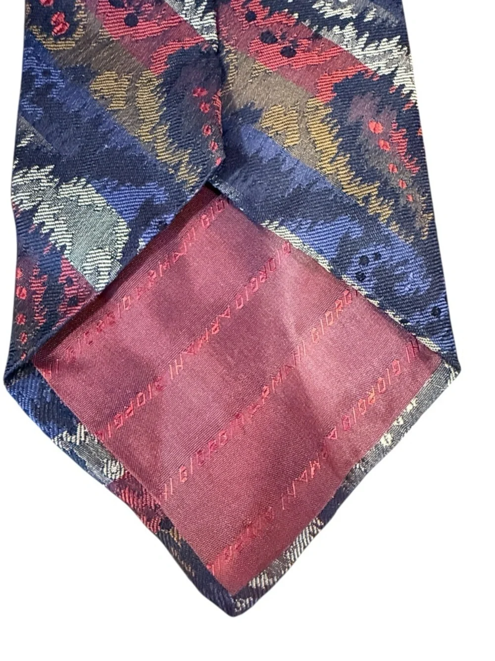 Giorgio Armani Cravatte Silk Jacquard Tie Abstract Paisley Navy Burgundy Italy
